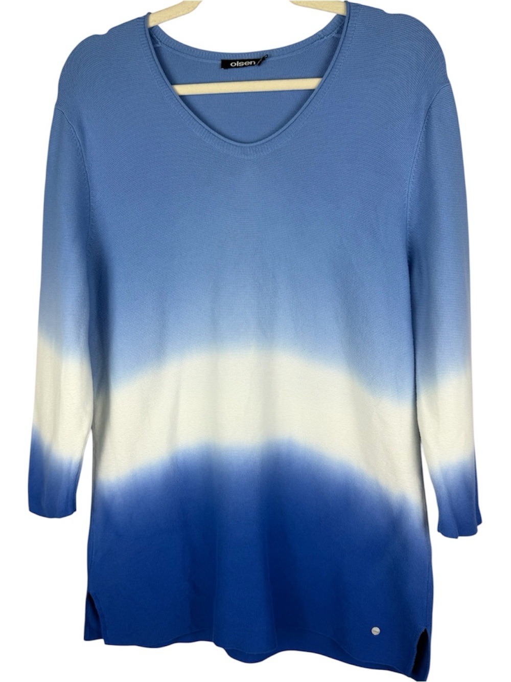 Olsen Blue Ombre Dip Dye V-Neck 100% Cotton Sweater Size M Eva Shaped Fit